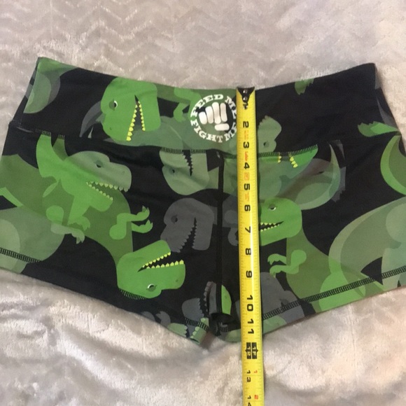 Feed Me Fight Me bootie shorts - Picture 4 of 8